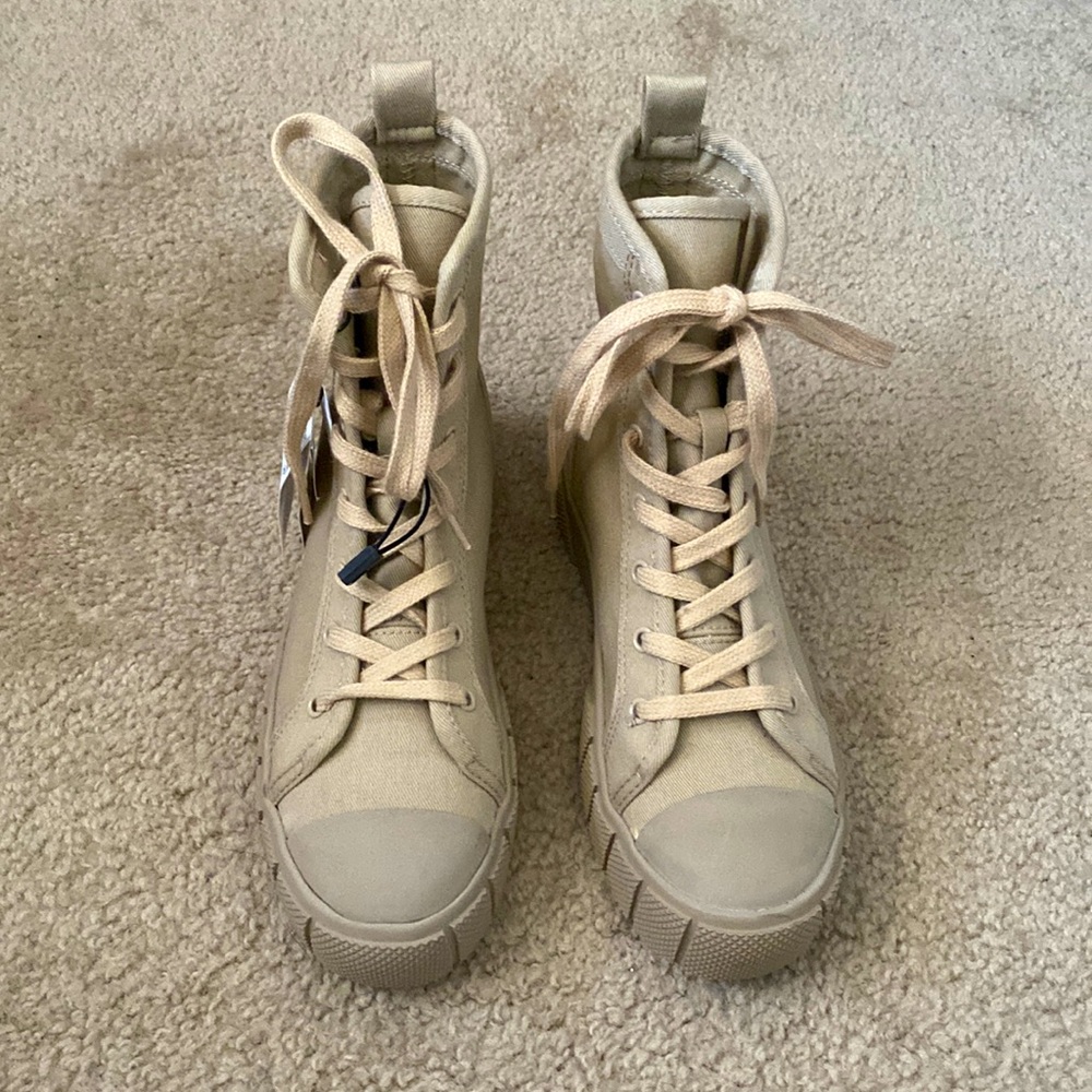 Zara, size 7, Tan combat style sneakers